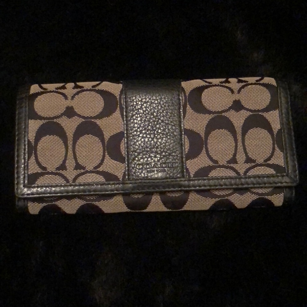 Black wallet